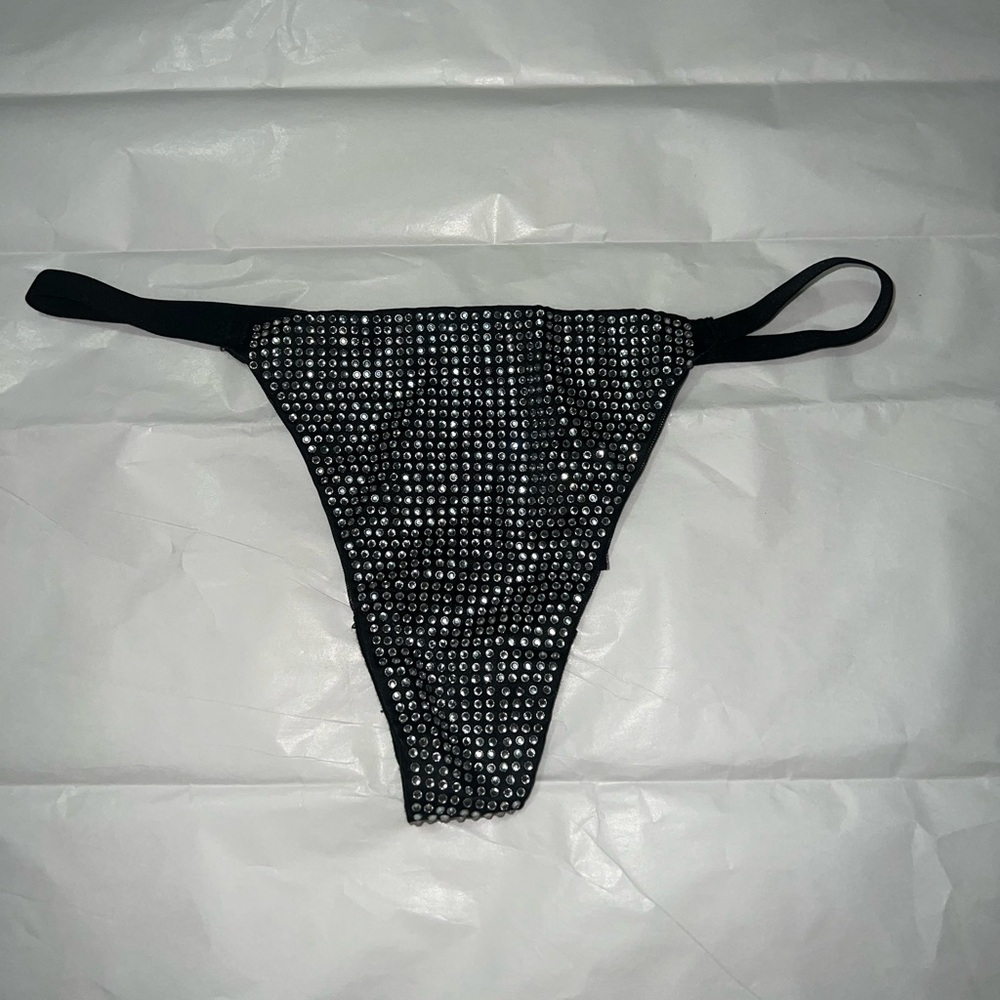NWT Victoria’s Secret V-String size Small - Picture 3 of 5